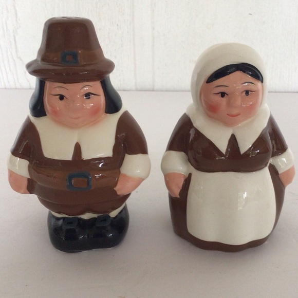 PUBLIX VINTAGE THE PILGRIM PAIR SALT AND PEPPER SHAKERS NWT - Picture 1 of 10